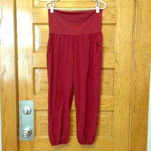 lululemon Om Pant red size 8